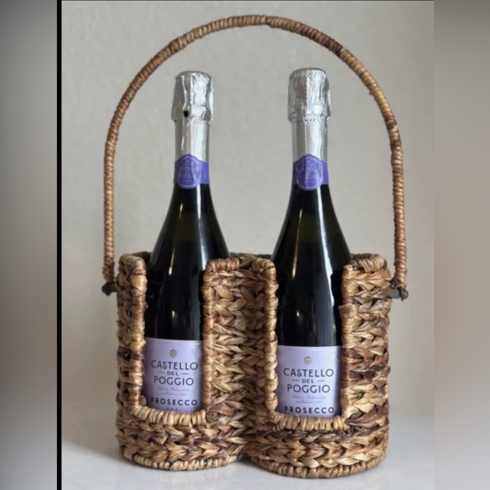 Vintage Boho 2 Wine Bottle Holder Carrier Woven Rattan Wicker Basket Bar Decor